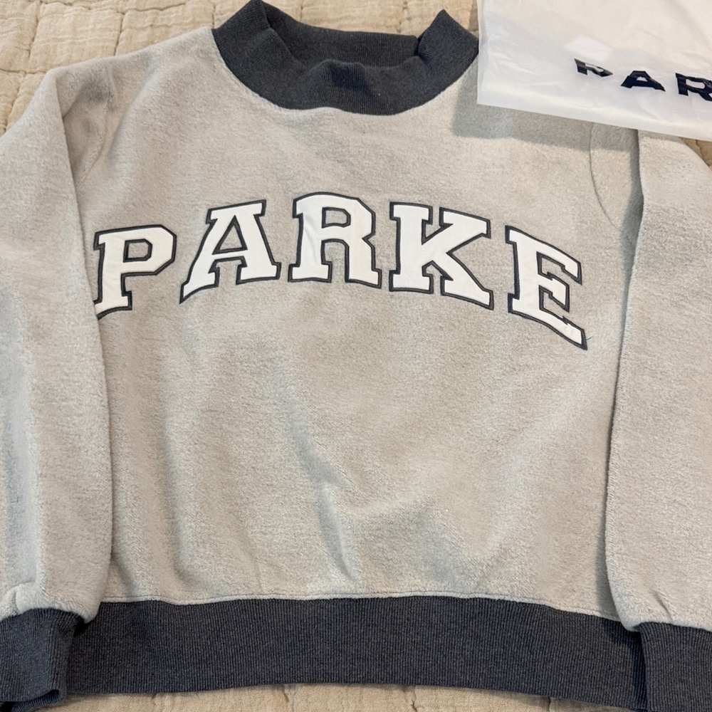 NEW PARKE Stormy Sweatshirt Inside out mockneck Size s/m